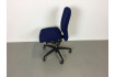 Duba B8 kontorstol med, blå polster og høj firkantet ryg