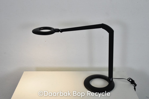 Disciplinære Forsendelse uærlig Bordlampe - Køb brugt Luxo Ovelo bordlampe i sort billigt her.