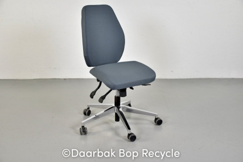 Scan Office kontorstol med blå/grå polster og krom stel, lav
