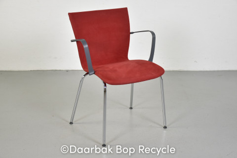 Duba B8 konferencestol i rød med grå armlæn