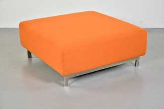 Metro2 lounge puf i orange fra Living Divani
