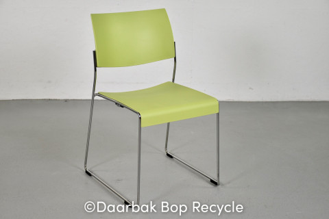 Brunner Linos stol med rækkekobling — Grøn