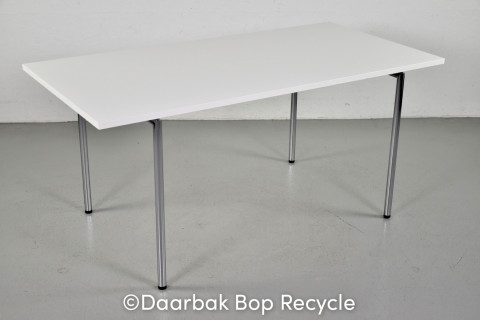 Four Design klapbord med hvid bordplade og krom stel